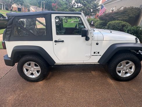 Used 2008 Jeep Wrangler X AWD/4WD image 5
