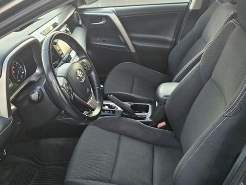 Used 2016 Toyota RAV4 XLE image 17
