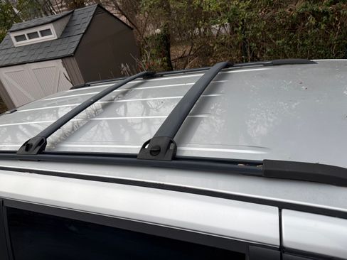 Used 2010 Dodge Grand Caravan SXT image 10