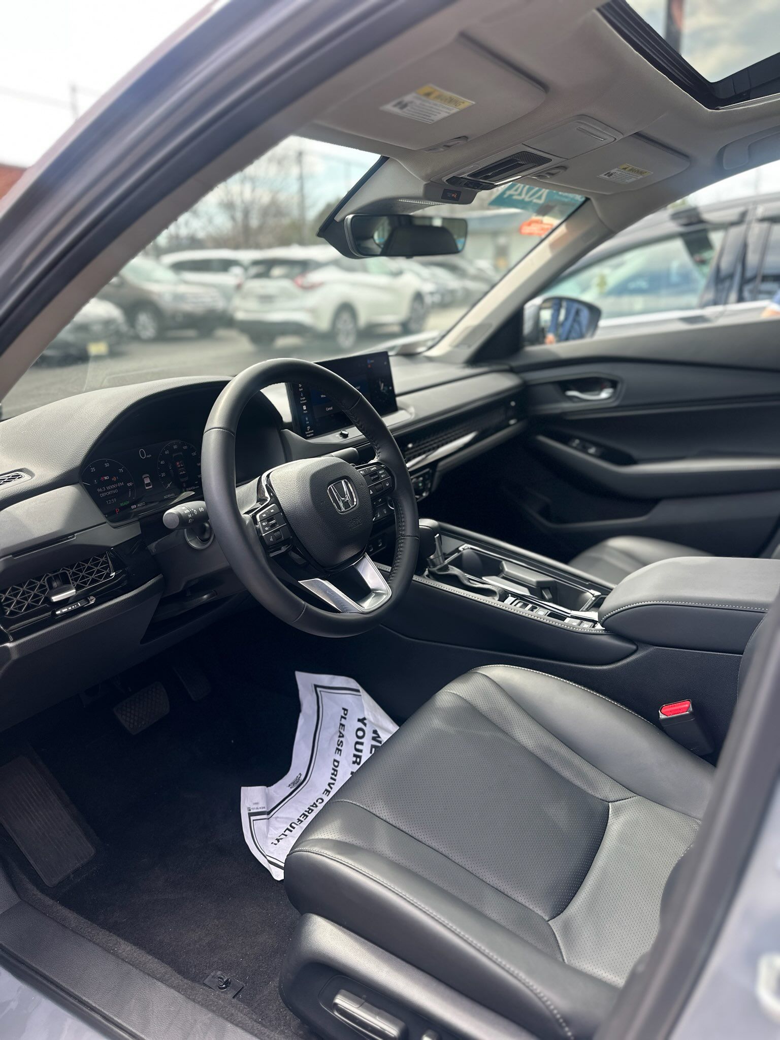 Used 2024 Honda Accord Touring image 4