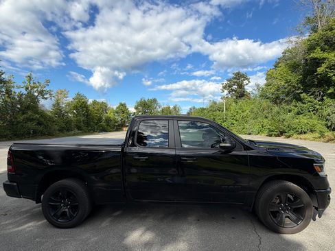 Used 2022 RAM 1500 Big Horn AWD/4WD image 2