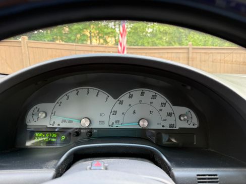 Used 2002 Ford Thunderbird RWD image 5