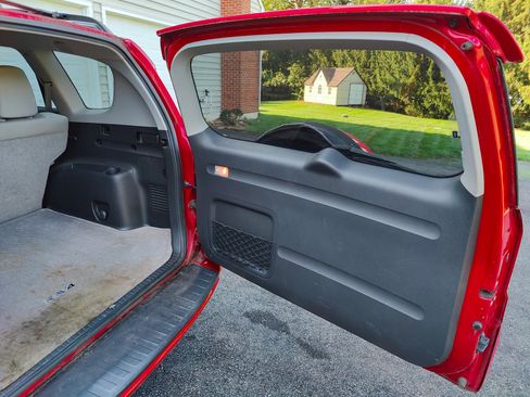 Used 2012 Toyota RAV4 4WD image 28