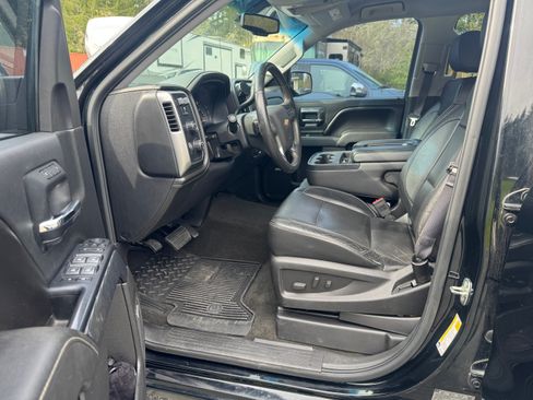 Used 2015 Chevrolet Silverado 1500 LTZ w/ LTZ Plus Package AWD/4WD image 11