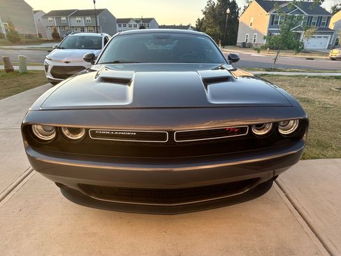 Used 2018 Dodge Challenger R/T w/ Sound Group RWD image 6