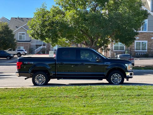 Used 2019 Ford F150 Lariat w/ Equipment Group 501A Mid image 5