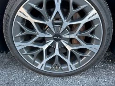 Used 2023 Genesis G90 3.5T image 11