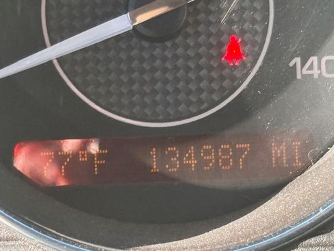 Used 2007 Saturn Aura XR image 13