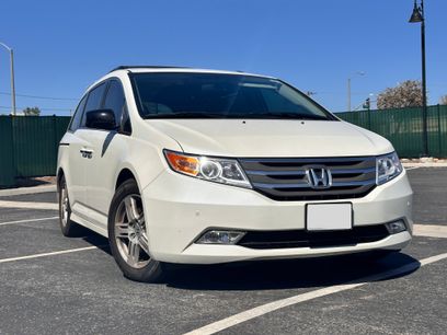 Used 2013 Honda Odyssey Touring Elite