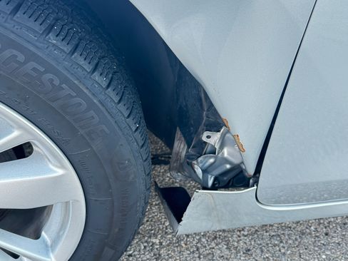 Used 2013 Nissan Altima 2.5 SV image 12