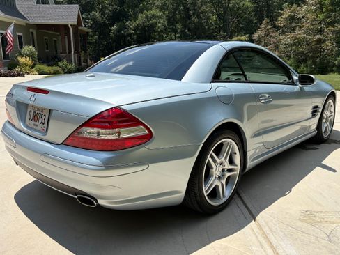 Used 2007 Mercedes-Benz SL 550 image 6