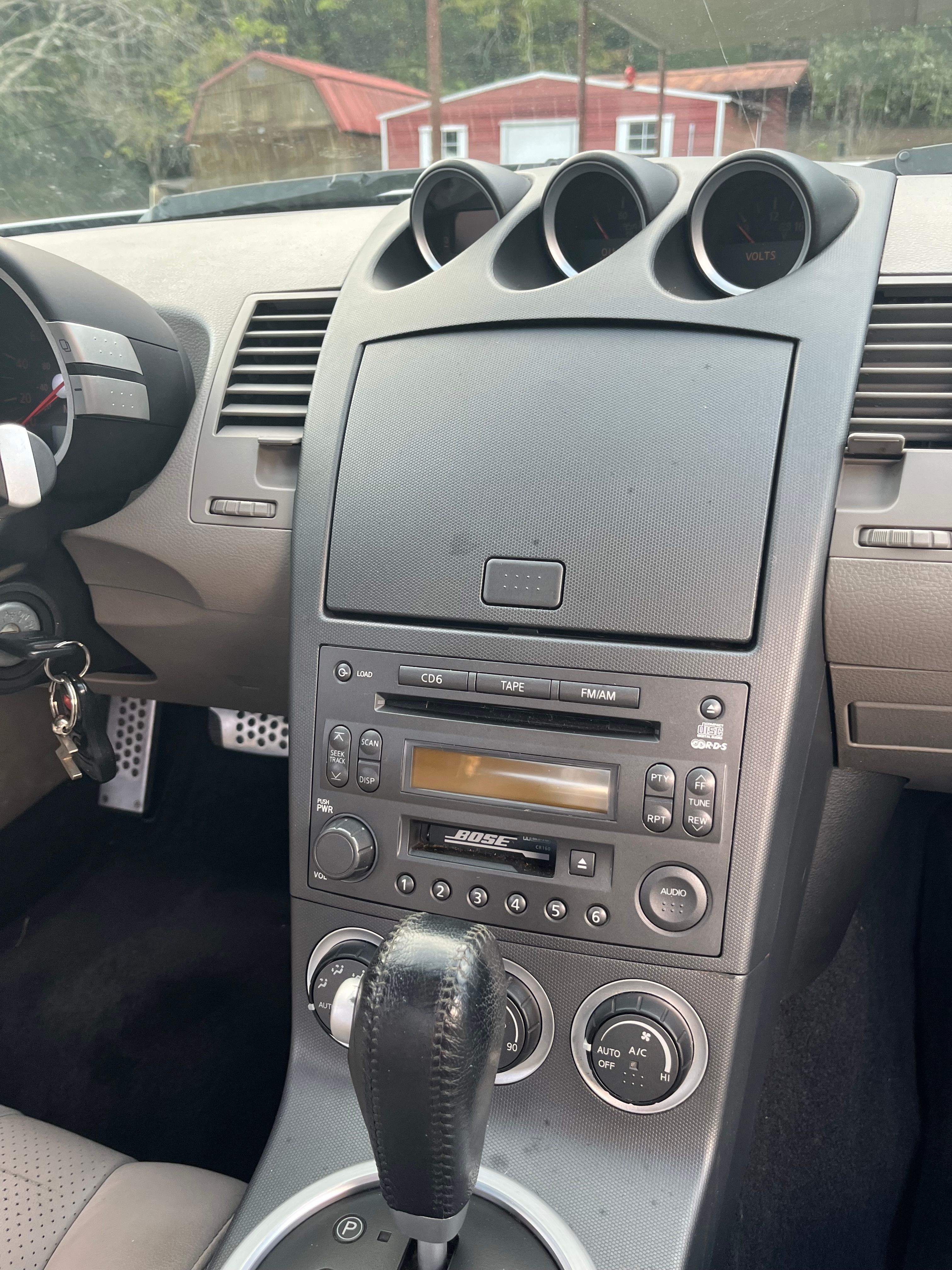 Used 2003 Nissan 350Z Touring RWD image 10