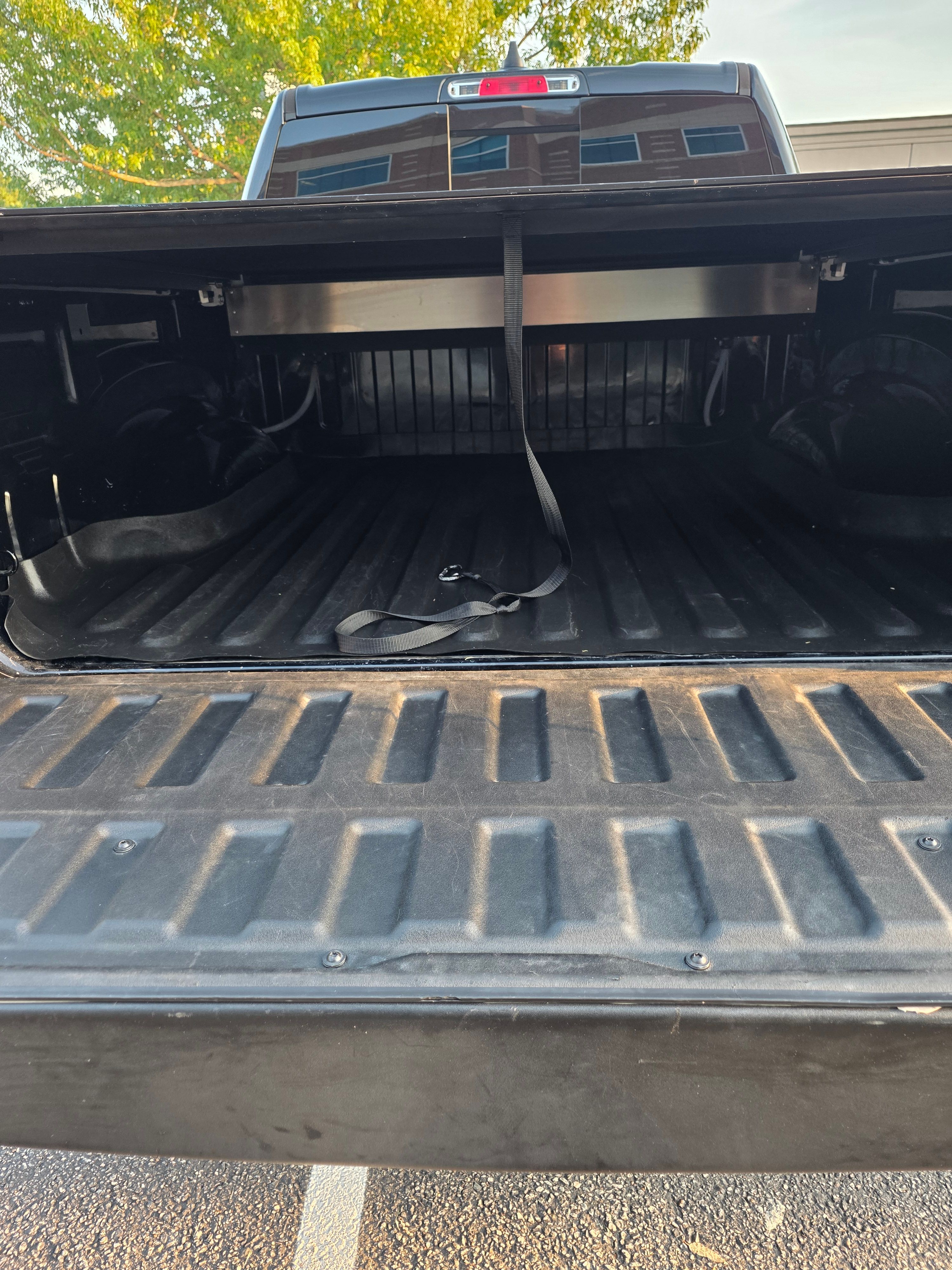 Used 2022 RAM 1500 Big Horn AWD/4WD image 17