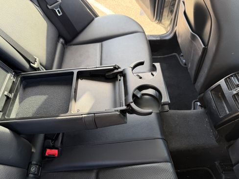 Used 2015 Mercedes-Benz GLK 350 4MATIC image 30