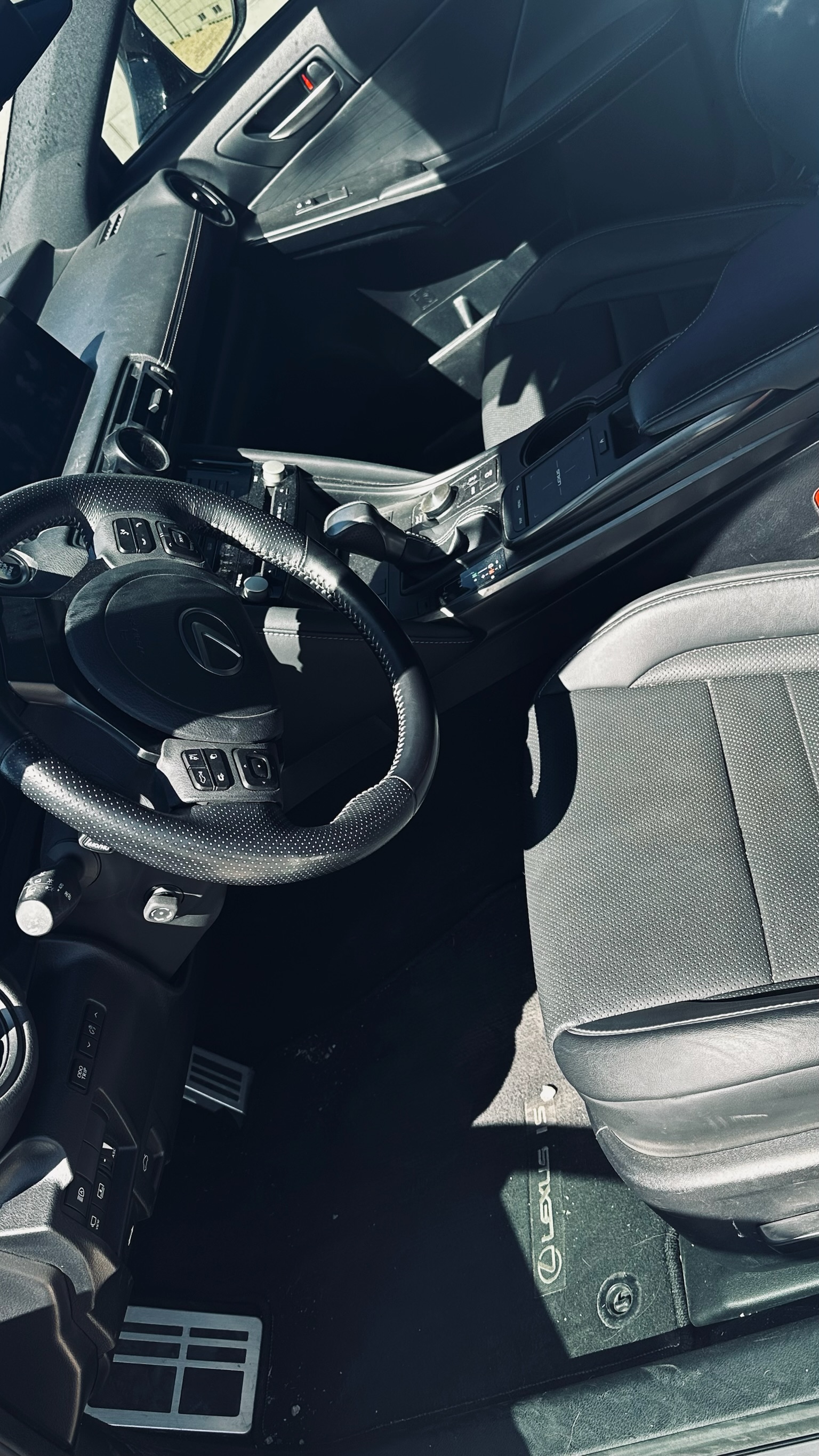 Used 2023 Lexus IS 500 w/ Accessory Package RWD image 4