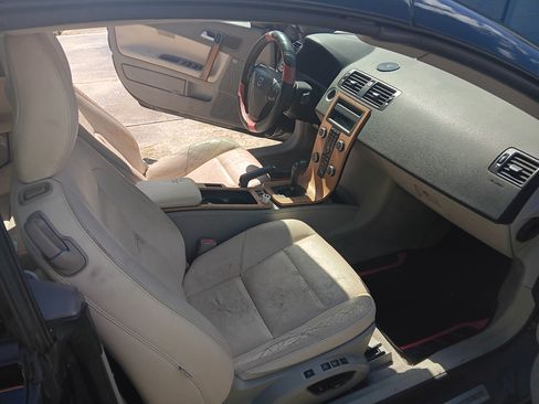 Used 2008 Volvo C70 T5 image 11