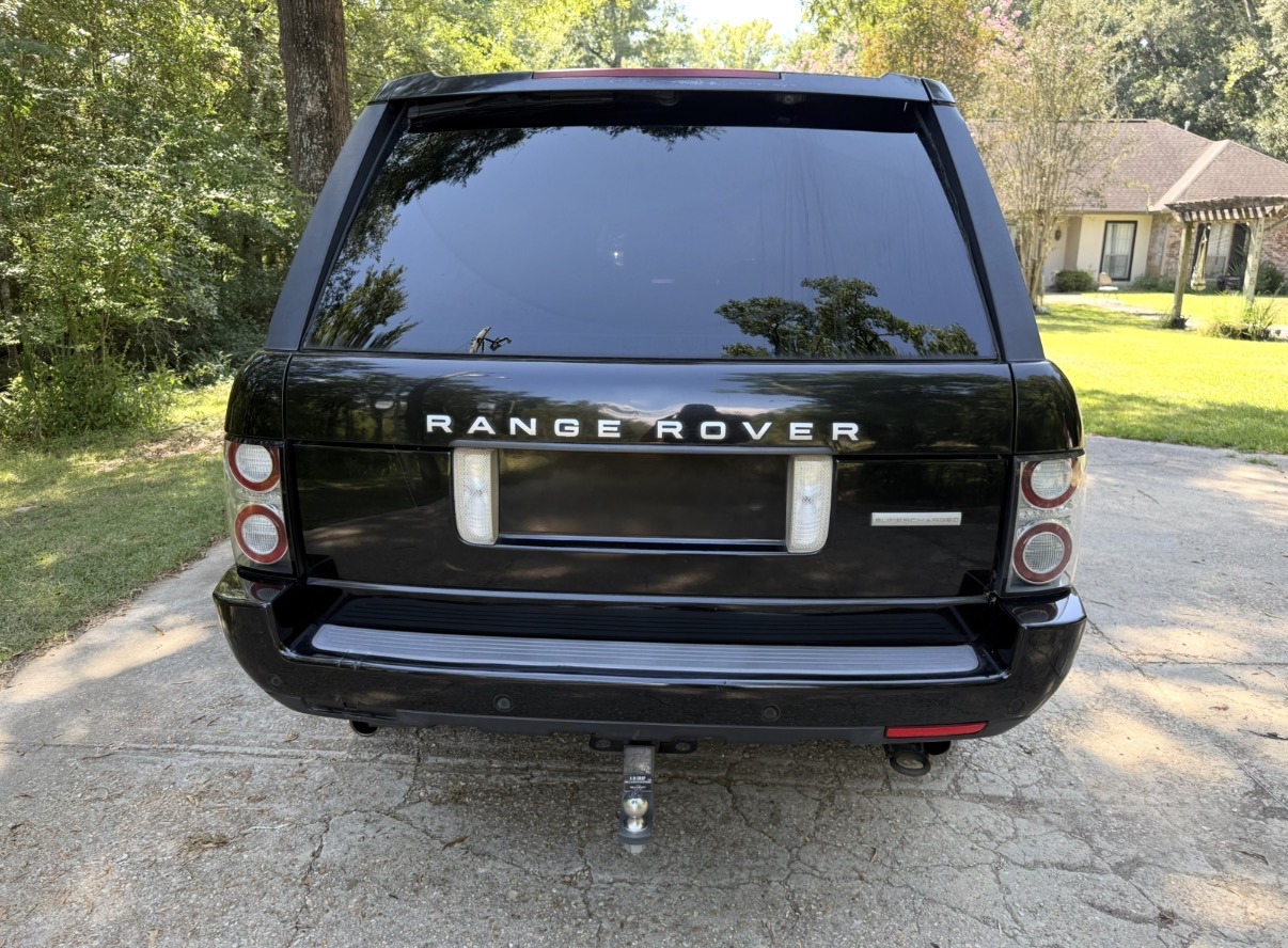 Used 2010 Land Rover Range Rover Supercharged AWD/4WD image 27
