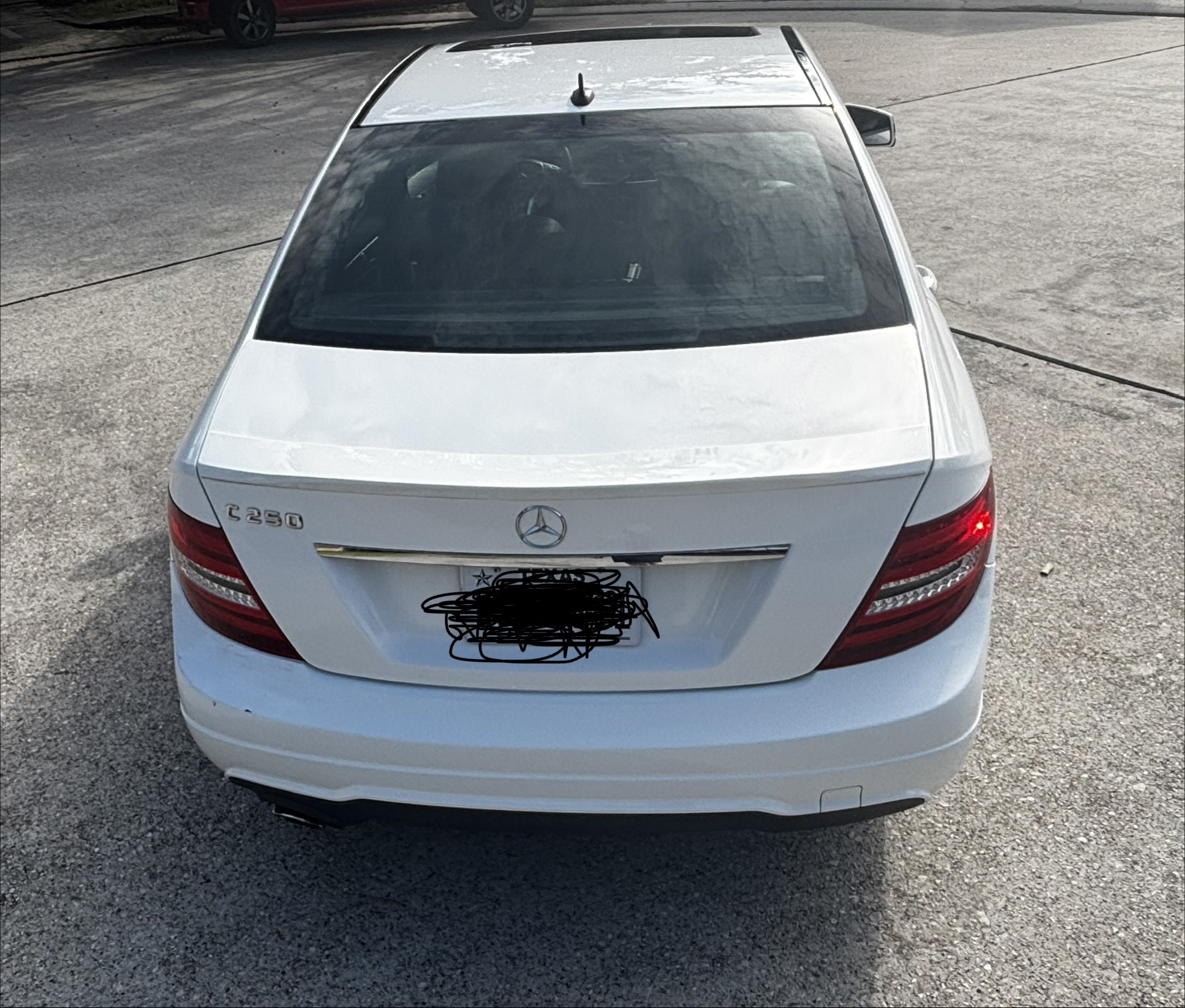 Used 2014 Mercedes-Benz C 250 Sedan image 8