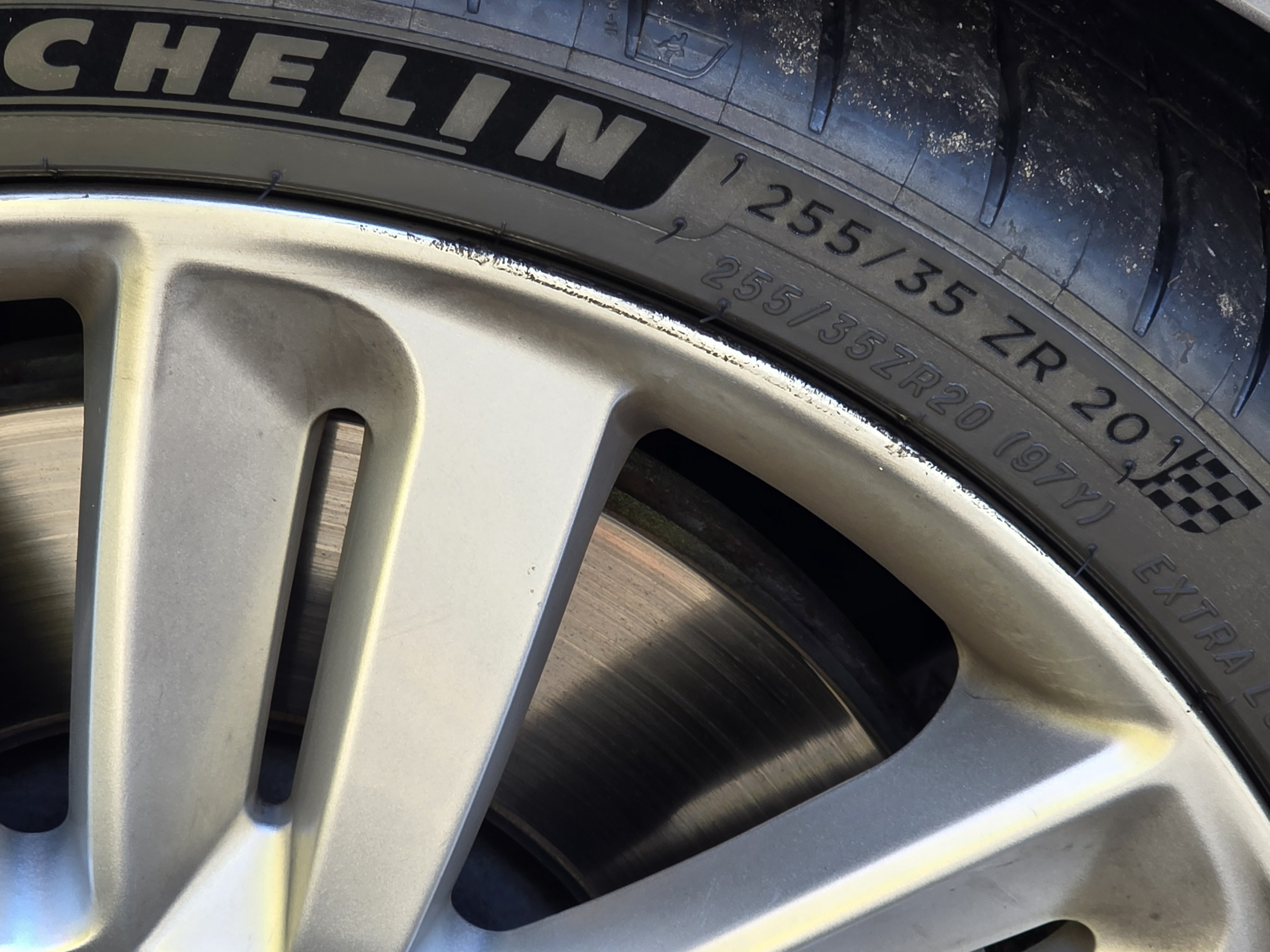 Used 2011 Jaguar XKR R RWD image 16