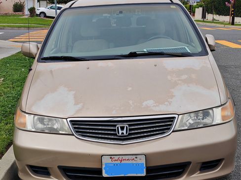 Used 2000 Honda Odyssey EX image 1