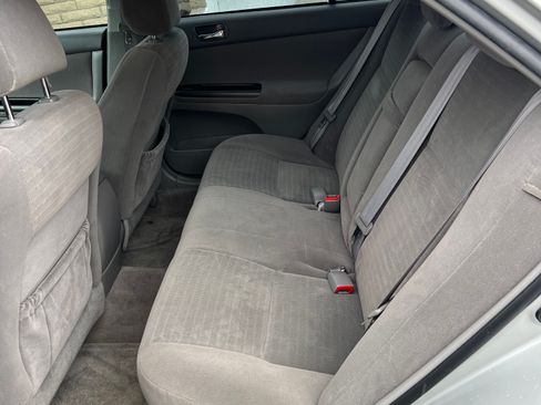 Used 2005 Toyota Camry LE image 12