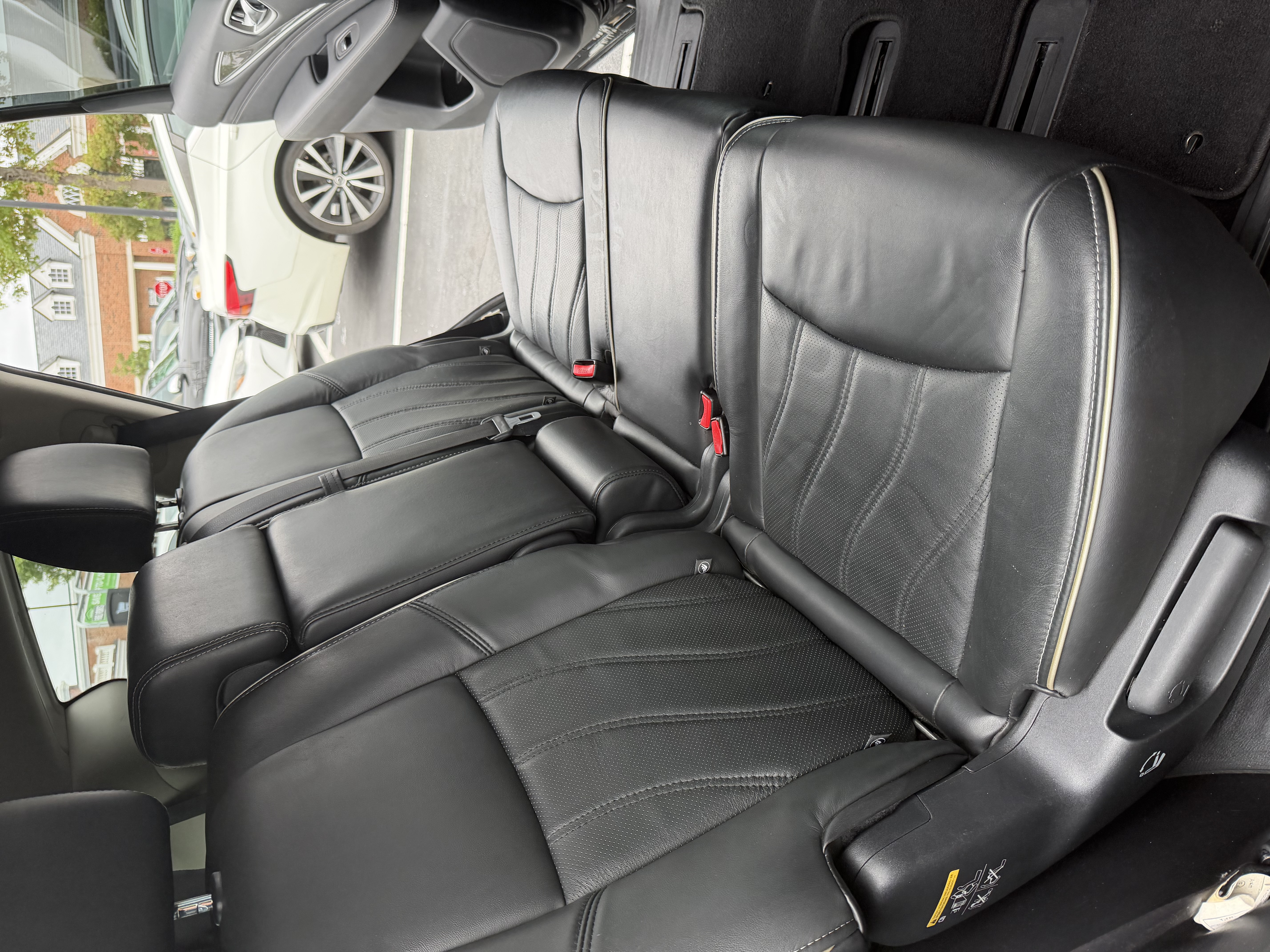 Used 2017 INFINITI QX60 FWD w/ Premium Plus Package image 26