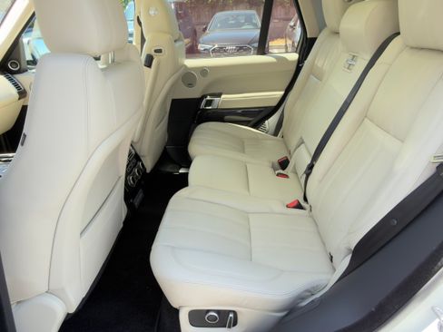 Used 2017 Land Rover Range Rover HSE AWD/4WD image 13
