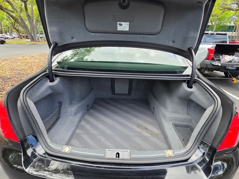 Used 2009 BMW 750Li image 2