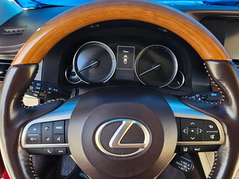 Used 2017 Lexus ES 300h image 18