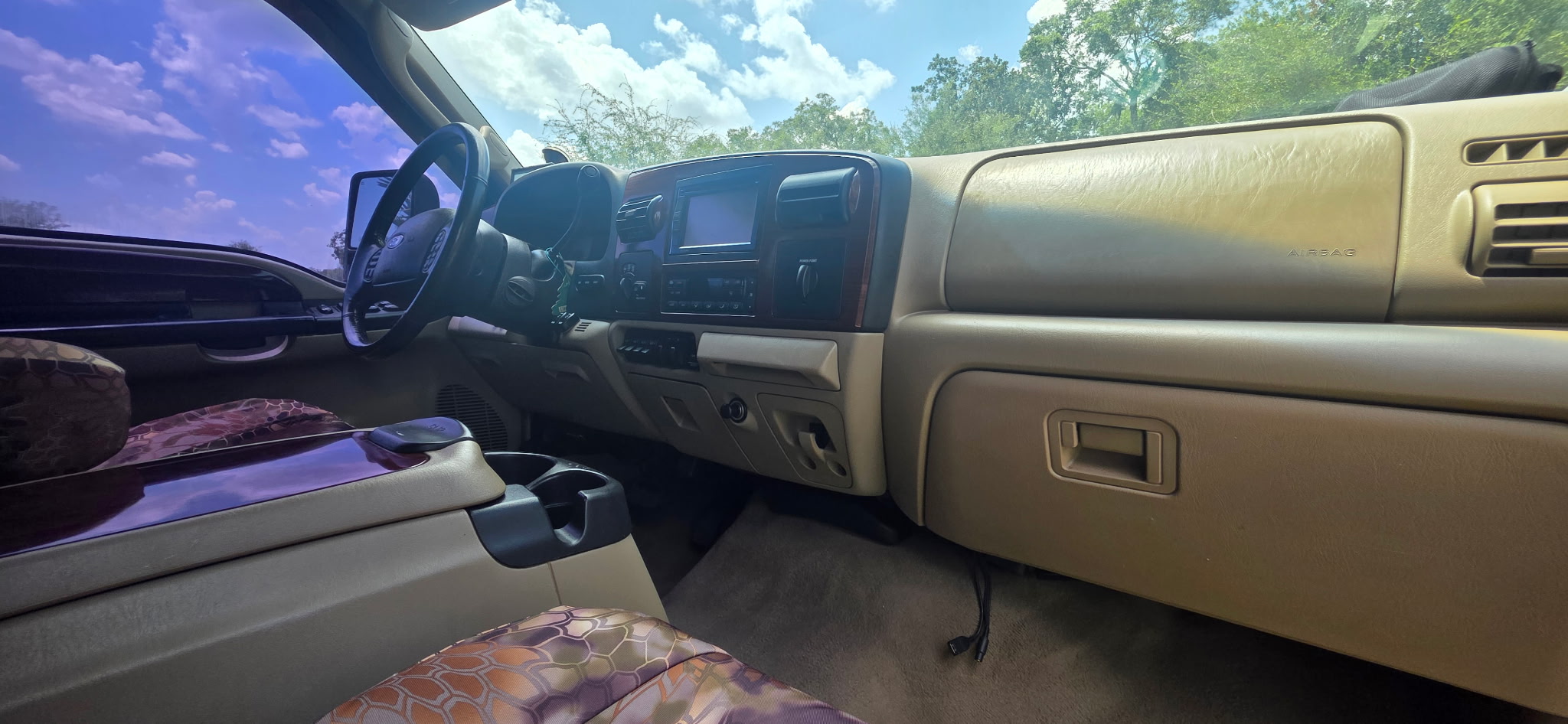 Used 2005 Ford F250 Lariat AWD/4WD image 6
