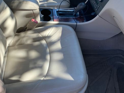 Used 2009 Buick LaCrosse CXL image 12