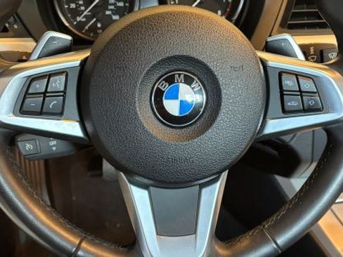 Used 2015 BMW Z4 sDrive28i image 14