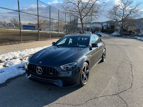 Used 2021 Mercedes-Benz E 63 AMG S image 2