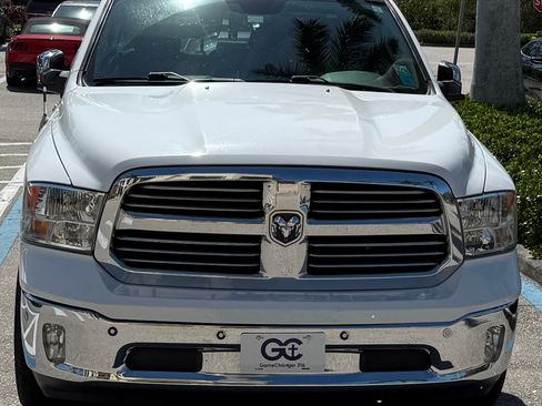 Used 2019 RAM 1500 Big Horn AWD/4WD image 4