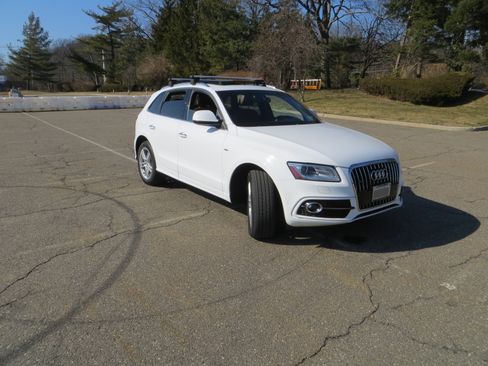 Used 2015 Audi Q5 3.0T Premium Plus image 5