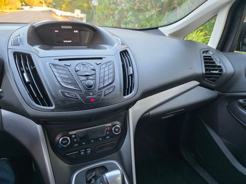 Used 2016 Ford C-MAX SE FWD image 13