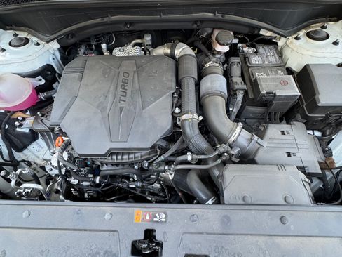 Used 2023 Hyundai Santa Fe Calligraphy w/ Cargo Package image 8