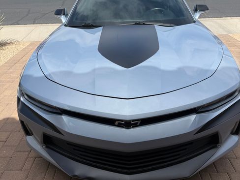 Used 2017 Chevrolet Camaro LT image 4