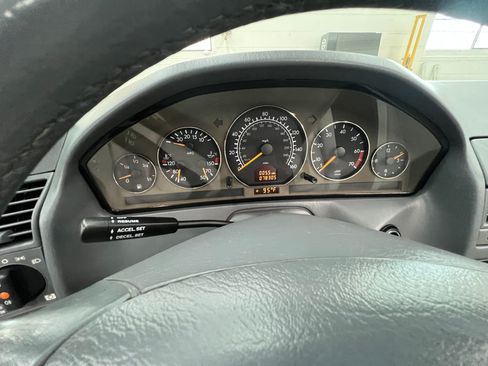 Used 1999 Mercedes-Benz SL 500 image 12