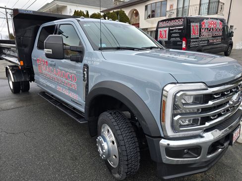 Used 2024 Ford F550 4x4 Crew Cab Super Duty image 8
