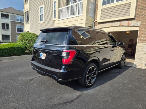 Used 2019 Ford Expedition Limited w/ Equipment Group 303A image 11
