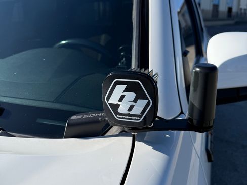 Used 2017 Toyota Tacoma TRD Off-Road image 11