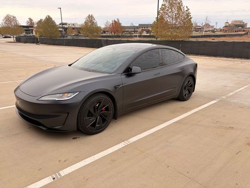 Used 2025 Tesla Model 3 Performance image 1