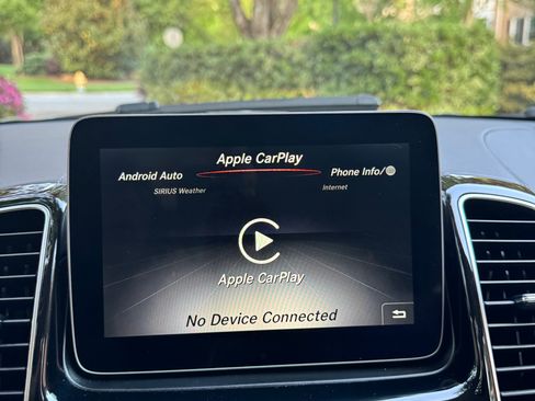 Used 2017 Mercedes-Benz GLS 450 4MATIC image 18