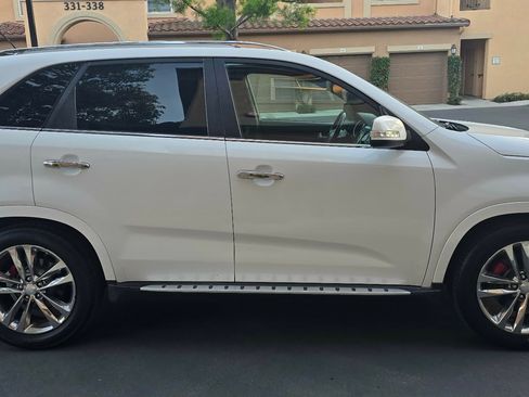 Used 2015 Kia Sorento SX image 5
