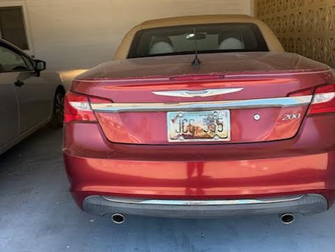Used 2013 Chrysler 200 Touring FWD image 5