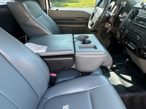 Used 2013 Ford F250 XL w/ XL Value Pkg AWD/4WD image 11