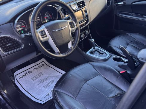 Used 2014 Chrysler 200 Limited w/ Sun/Sound Group image 8