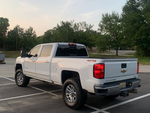 Used 2018 Chevrolet Silverado 2500 LTZ w/ Duramax Plus Package AWD/4WD image 2