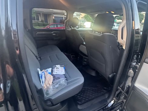 Used 2019 RAM 1500 Big Horn RWD image 16